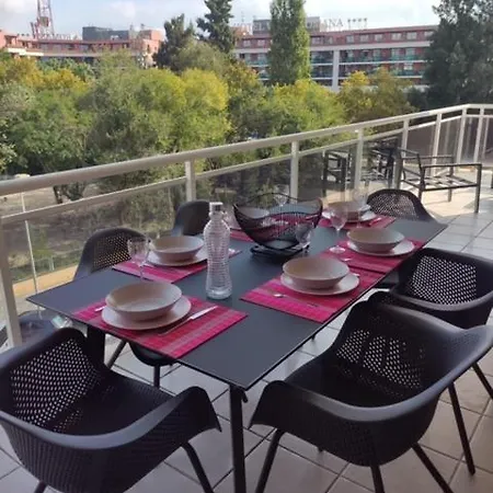 Apartament Standing 2 2sdb Clim Piscine Parking Wifi Terrasse 21m2 Local Velo Port-aventura, Plage, Centre